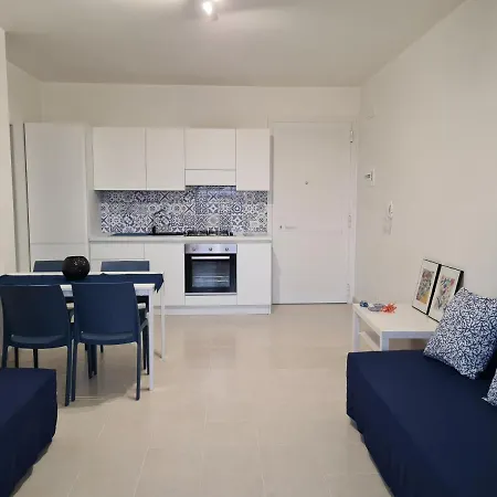 Apartment La Finestra Sul Mare Marina di Ragusa