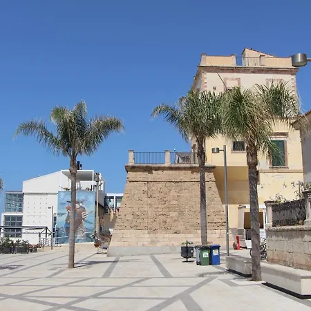 La Finestra Sul Mare Apartment *