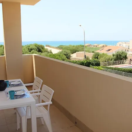 Apartment La Finestra Sul Mare Marina di Ragusa